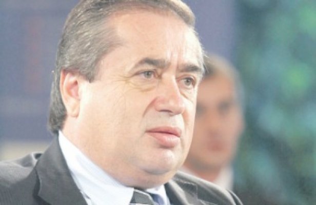 Miliardarul Niculae îşi face CAP. UE îl ajută